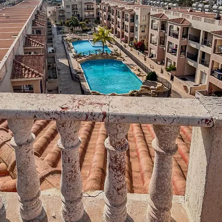 Royal Seacrest Crown-jewel, 2b, Pools, Sea, Center بافوس