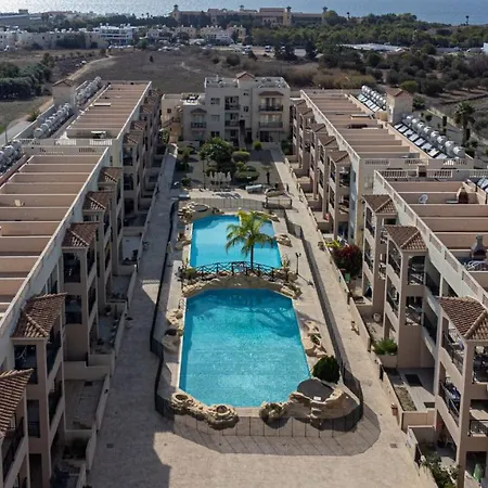 Royal Seacrest Crown-jewel, 2b, Pools, Sea, Center بافوس