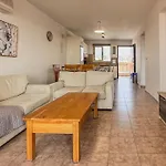 Royal Seacrest Crown-jewel, 2b, Pools, Sea, Center Apartamento *
