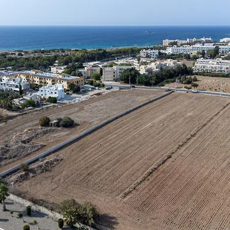 Appartement Royal Seacrest Crown-jewel, 2b, Pools, Sea, Center