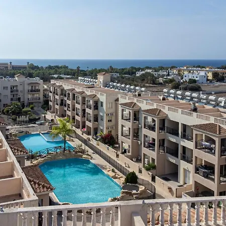Appartement Royal Seacrest Crown-jewel, 2b, Pools, Sea, Center *