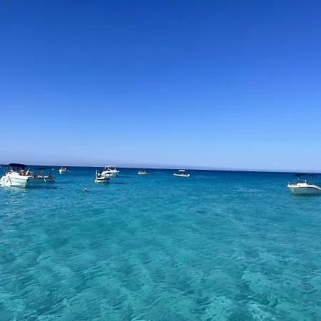 Royal Seacrest Crown-jewel, 2b, Pools, Sea, Center