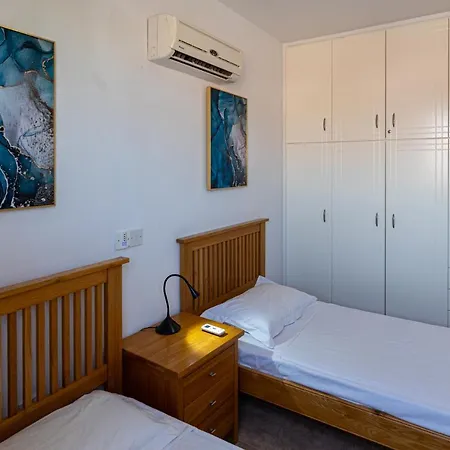 Apartamento Royal Seacrest Crown-jewel, 2b, Pools, Sea, Center *