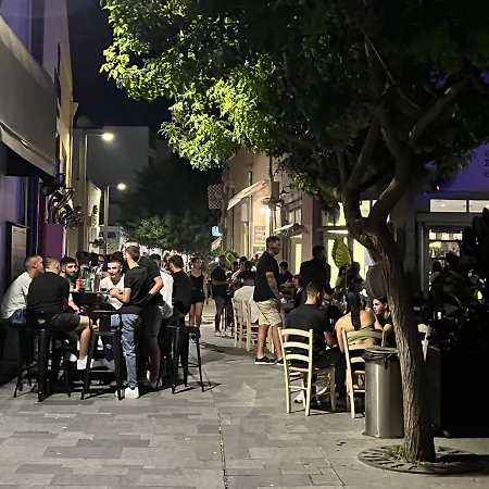 Royal Seacrest Crown-jewel, 2b, Pools, Sea, Center *