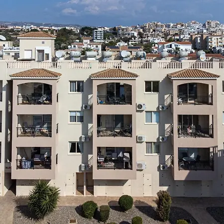 Royal Seacrest Crown-jewel, 2b, Pools, Sea, Center