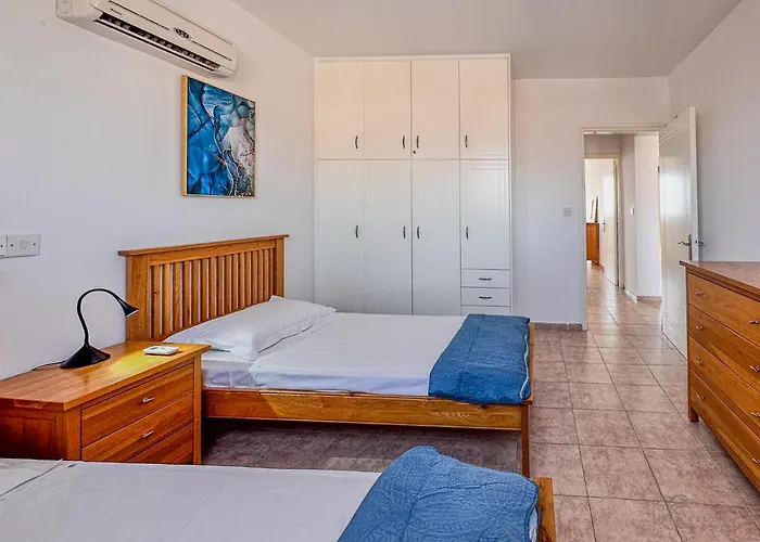 Royal Seacrest Crown-jewel, 2b, Pools, Sea, Center * Paphos