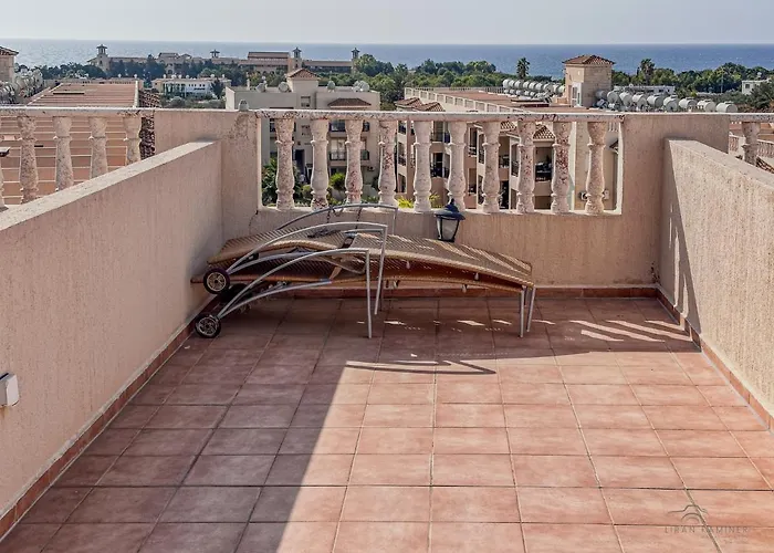 Apartmán Royal Seacrest Crown-jewel, 2b, Pools, Sea, Center