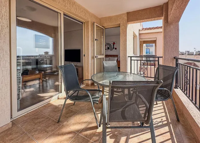 Apartmán Royal Seacrest Crown-jewel, 2b, Pools, Sea, Center Paphos