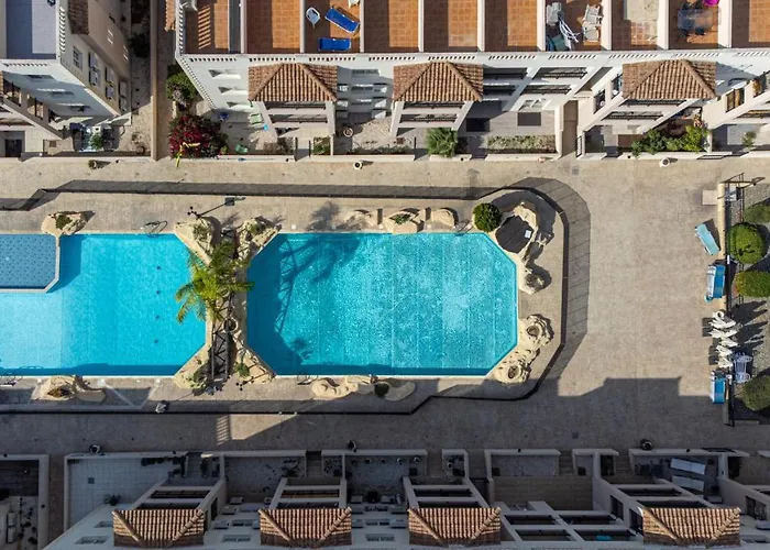 Royal Seacrest Crown-jewel, 2b, Pools, Sea, Center Apartmán Paphos